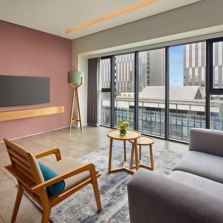 Novotel Living Saigon South Ho Chi Minh Zewnętrze zdjęcie