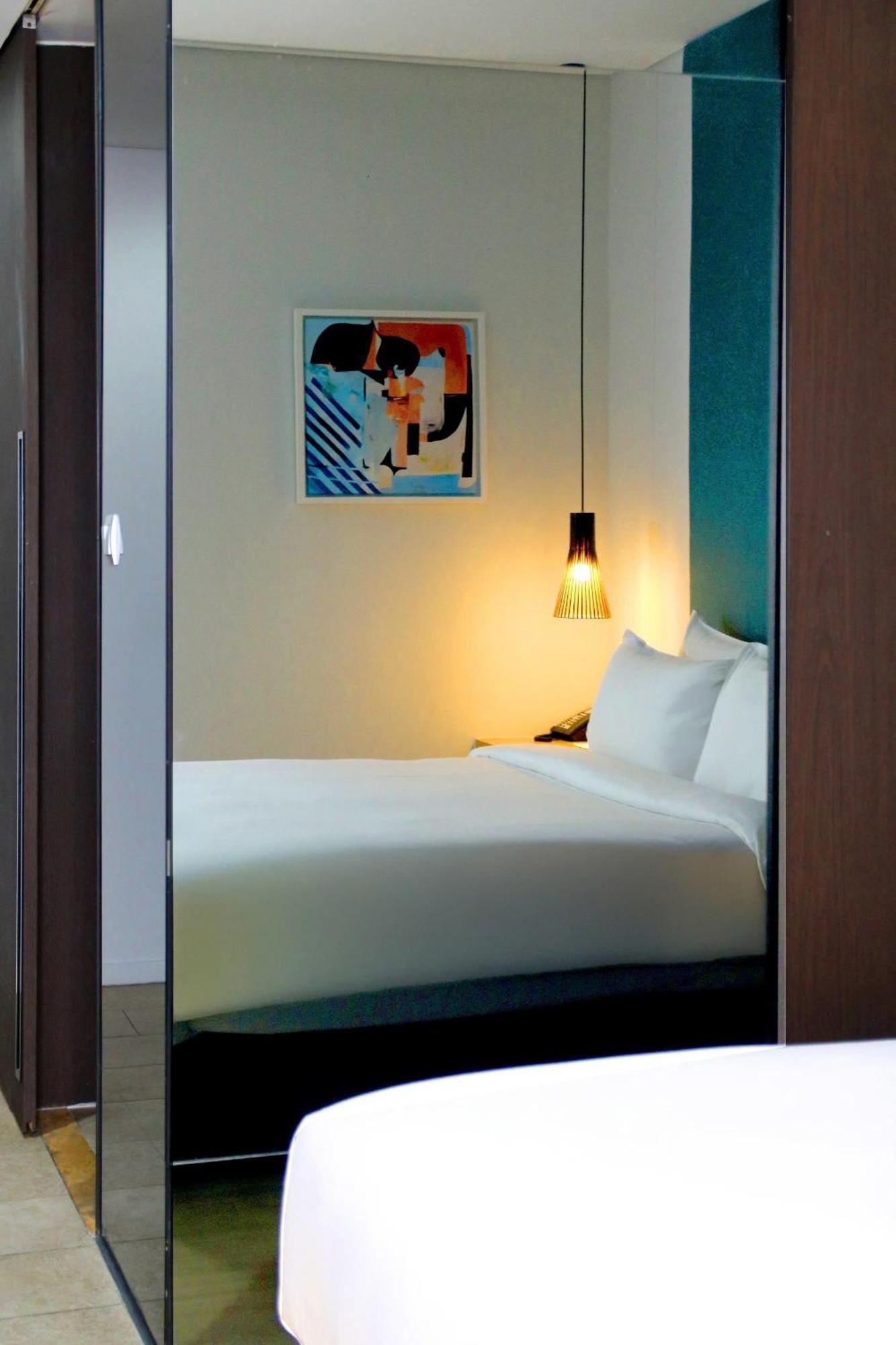Novotel Living Saigon South Ho Chi Minh Zewnętrze zdjęcie